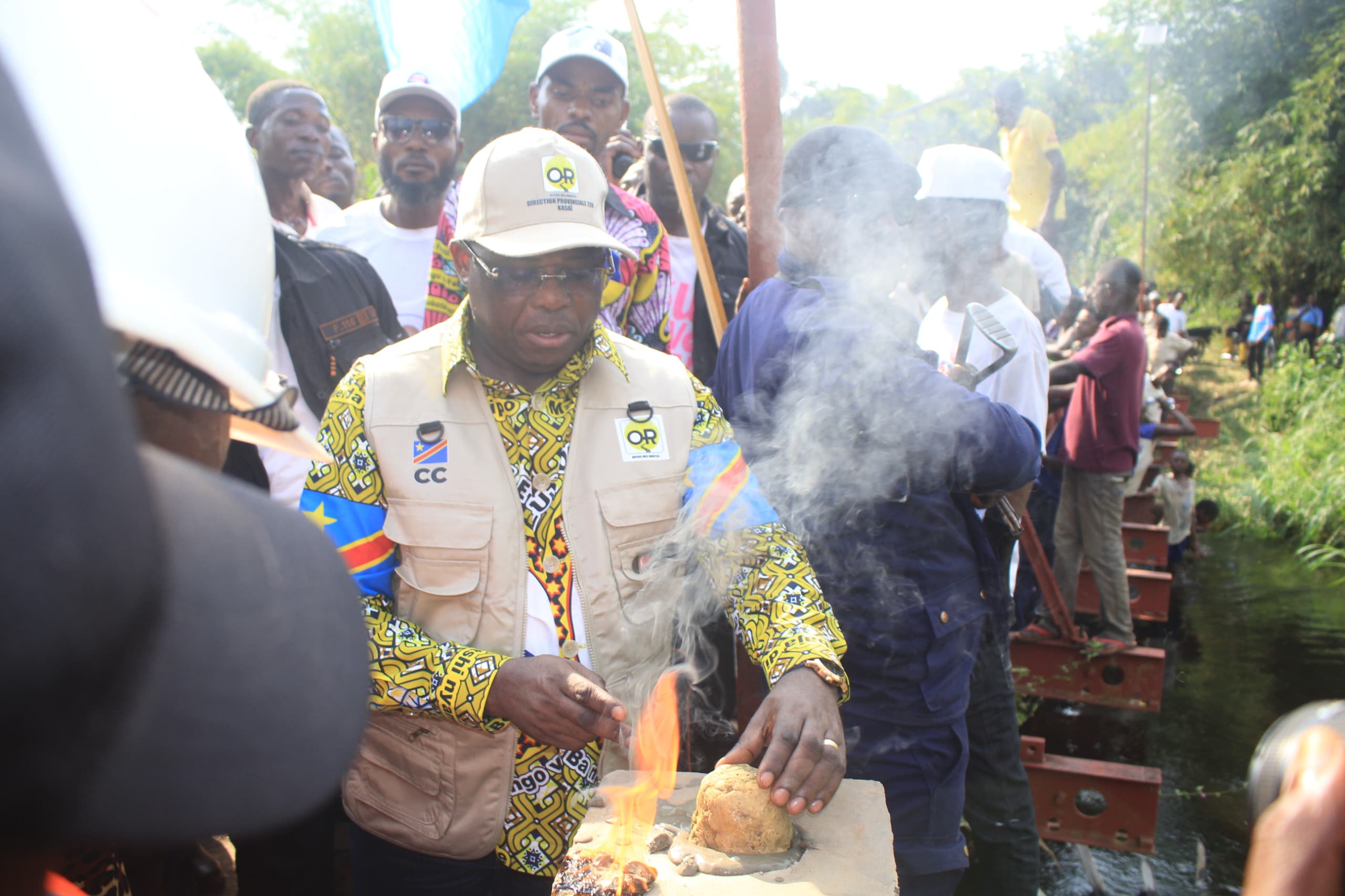 RDC : lancement des travaux du pont Lunyeka au Kasaï par le gouverneur Crispin Mukendi