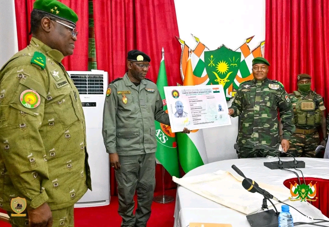 Niger : le chef de l'Etat lance la carte d’identité biométrique